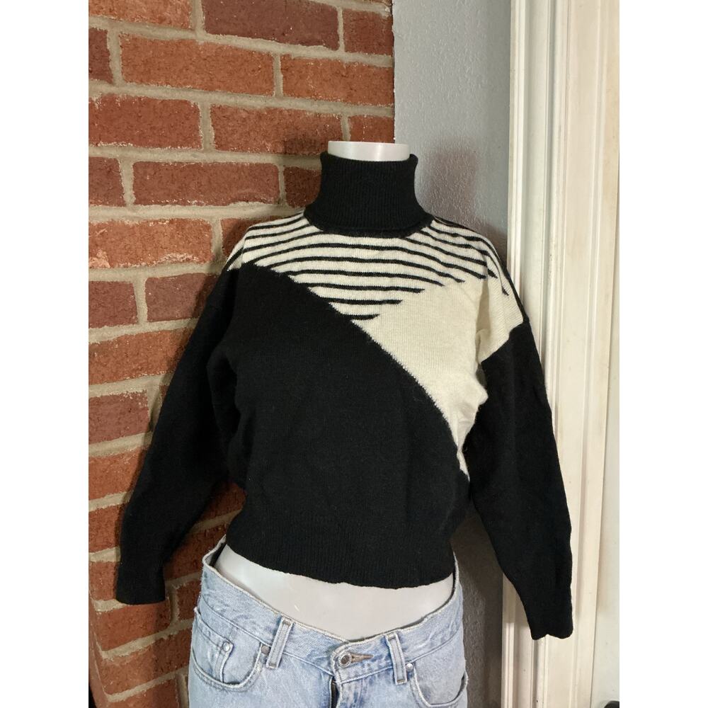 Pennyblack Black White Geometric Turtleneck Sweater Cropped Artsy Elevated Basic